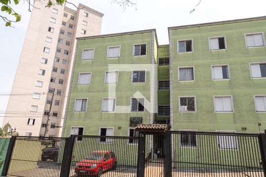 Fachada de apartamento para alugar com 2 quartos, 45m² em Jardim do Triunfo, Guarulhos