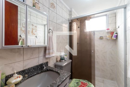 Banheiro de apartamento à venda com 2 quartos, 62m² em Lauzane Paulista, São Paulo