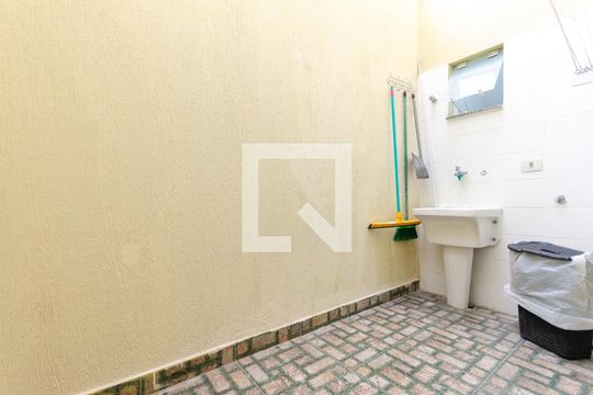 Área de Serviço de casa de condomínio para alugar com 2 quartos, 65m² em Vila dos Remedios, São Paulo