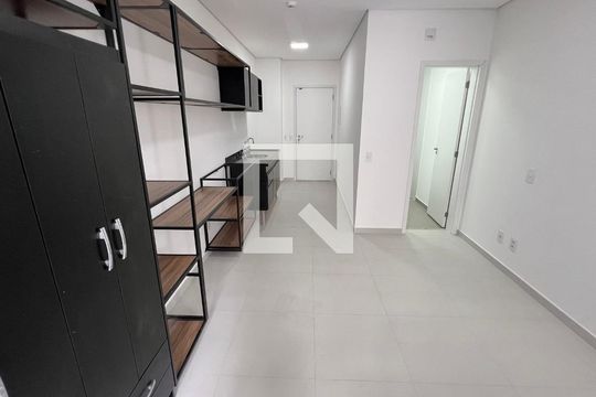 Quarto  de kitnet/studio para alugar com 1 quarto, 26m² em Pinheiros, São Paulo