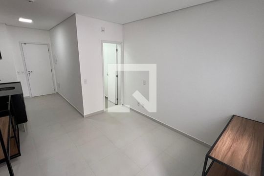 Quarto  de kitnet/studio para alugar com 1 quarto, 26m² em Pinheiros, São Paulo
