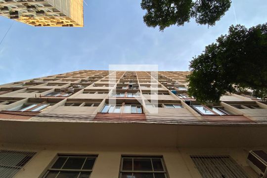 Fachada de apartamento à venda com 1 quarto, 42m² em Centro, Rio de Janeiro