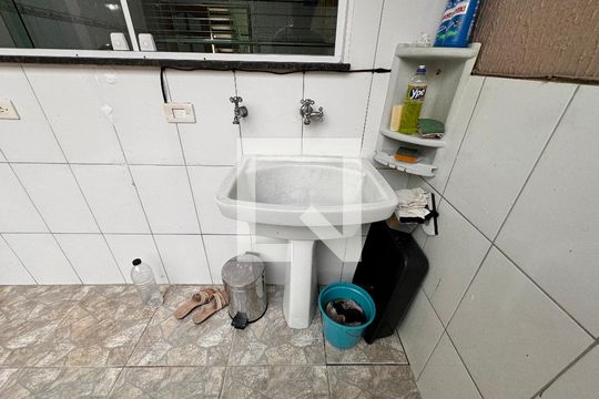 Lavanderia de casa para alugar com 3 quartos, 152m² em Vila Alto de Santo Andre, Santo André