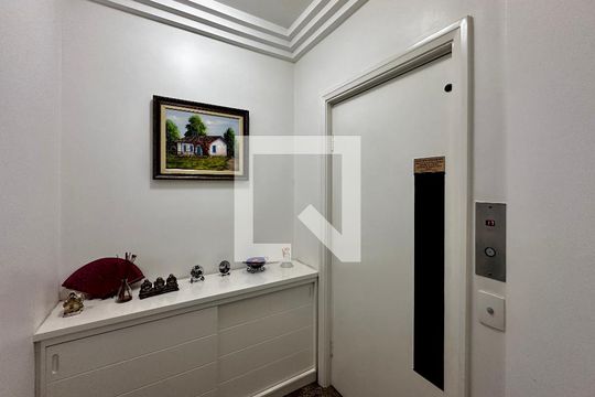 Hall Social Apartamento de apartamento à venda com 3 quartos, 180m² em Vila Congonhas, São Paulo