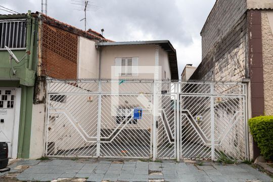 Fachada de casa à venda com 3 quartos, 112m² em Jardim Cocaia, Guarulhos