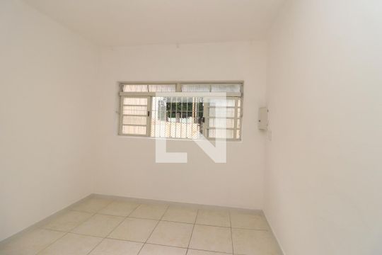 Quarto 2 de casa para alugar com 2 quartos, 54m² em Tatuapé, São Paulo