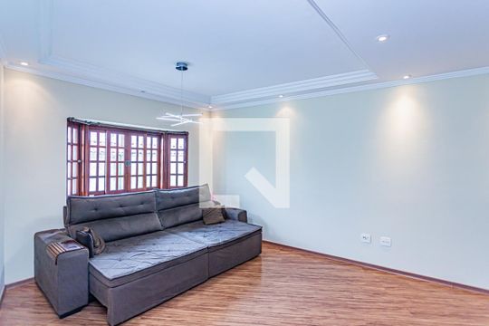 Sala de casa para alugar com 3 quartos, 203m² em Vila Barreto, São Paulo
