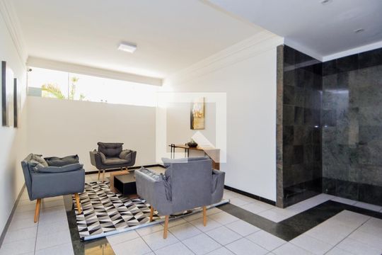 Hall Social  de apartamento para alugar com 2 quartos, 73m² em Vila das Palmeiras, Guarulhos