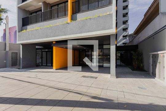 Fachada de apartamento à venda com 1 quarto, 28m² em Pinheiros, São Paulo