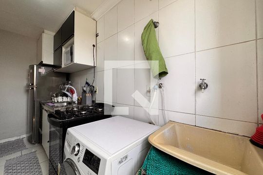 Lavanderia de apartamento para alugar com 2 quartos, 48m² em Parque São Vicente, Santo André