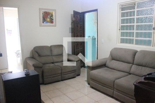 Casa à venda com 3 quartos, 128m² em Jardim Terezopolis, Guarulhos