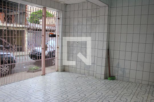 Garagem de casa à venda com 3 quartos, 128m² em Jardim Terezopolis, Guarulhos