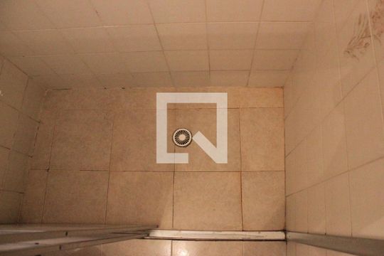Banheiro  de casa à venda com 3 quartos, 128m² em Jardim Terezopolis, Guarulhos