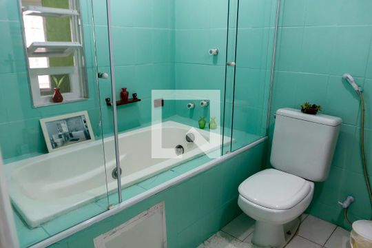 Banheiro da Suíte 3 de casa à venda com 5 quartos, 280m² em Conj Res Morro Farol, Osasco