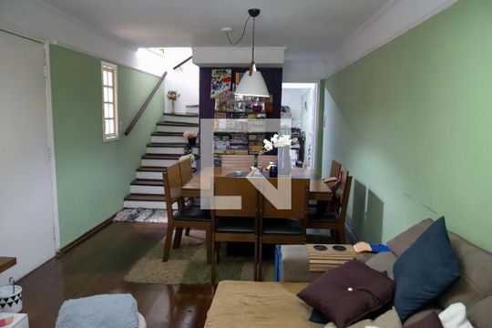 Casa à venda com 5 quartos, 280m² em Conj Res Morro Farol, Osasco
