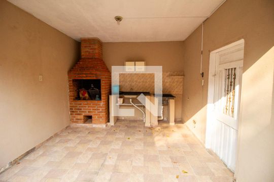 Área de Serviço de casa para alugar com 3 quartos, 180m² em Parque Ouro Fino, Sorocaba