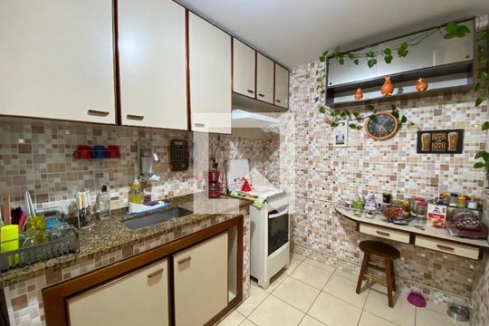 Cozinha de apartamento à venda com 2 quartos, 60m² em Cachambi, Rio de Janeiro