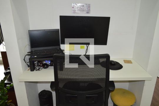 Corredor  de apartamento à venda com 2 quartos, 49m² em Liberdade, São Paulo