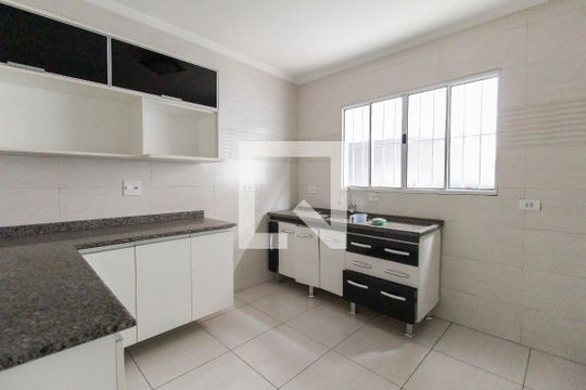 Cozinha de casa à venda com 2 quartos, 60m² em Vila Jacuí, São Paulo