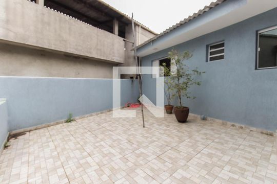 Quintal de casa à venda com 1 quarto, 40m² em Vila Jacuí, São Paulo