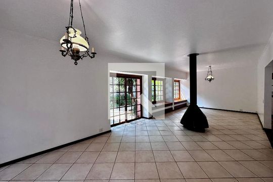 Sala de casa à venda com 3 quartos, 246m² em Chácara Santo Antônio (zona Sul), São Paulo