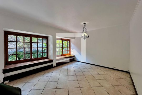 Sala de casa à venda com 3 quartos, 246m² em Chácara Santo Antônio (zona Sul), São Paulo
