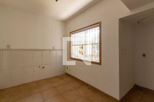 Cozinha 2 de casa para alugar com 5 quartos, 400m² em Nonoai, Porto Alegre