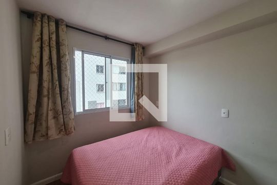 Quarto 1 de apartamento à venda com 2 quartos, 36m² em Vila das Bandeiras, Guarulhos