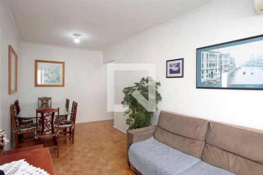 Sala de apartamento à venda com 2 quartos, 70m² em Independência, Porto Alegre