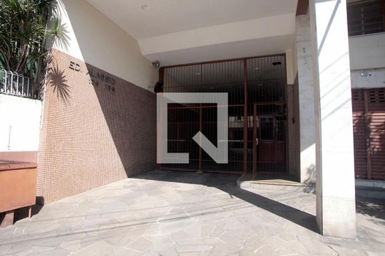 Fachada de apartamento à venda com 2 quartos, 70m² em Independência, Porto Alegre