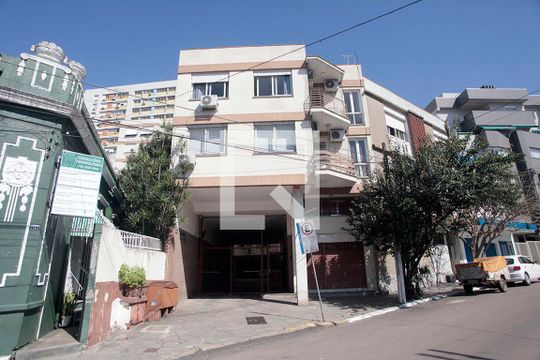 Fachada de apartamento à venda com 2 quartos, 70m² em Independência, Porto Alegre
