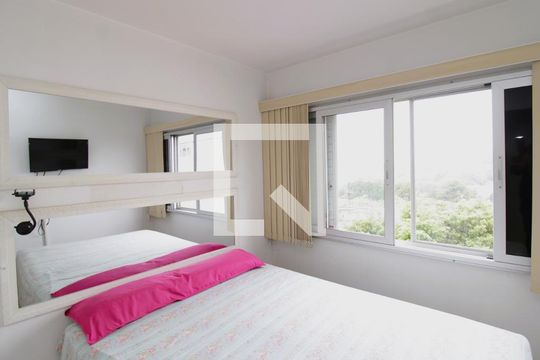 Suíte de apartamento à venda com 2 quartos, 65m² em Tucuruvi, São Paulo