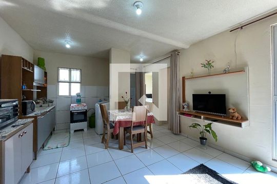 Cozinha de apartamento à venda com 2 quartos, 46m² em Campina, São Leopoldo