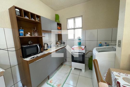 Cozinha de apartamento à venda com 2 quartos, 46m² em Campina, São Leopoldo