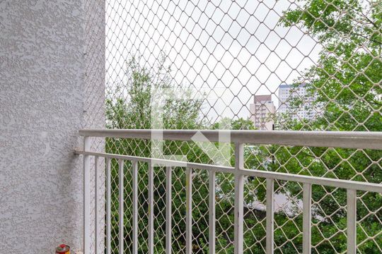 Sacada de apartamento à venda com 2 quartos, 48m² em Padroeira, Osasco