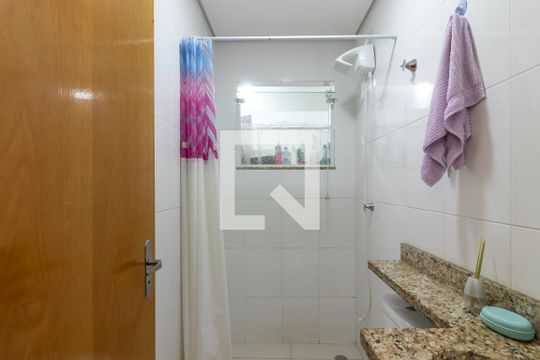 Banheiro de apartamento à venda com 2 quartos, 40m² em Vila Isolina Mazzei, São Paulo