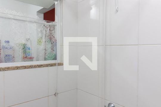 Banheiro de apartamento à venda com 2 quartos, 40m² em Vila Isolina Mazzei, São Paulo
