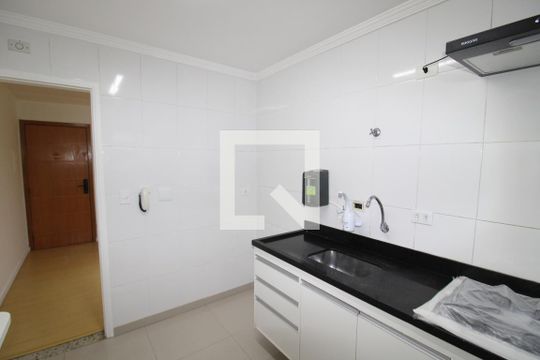 Cozinha de apartamento à venda com 2 quartos, 62m² em Jardim Santa Inês, São Paulo