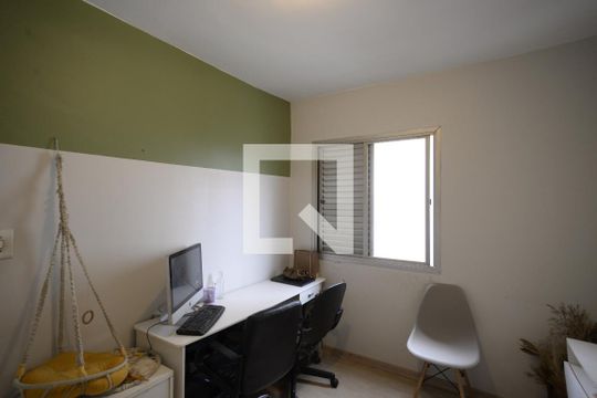 Quarto 2 de apartamento para alugar com 2 quartos, 67m² em Vila Monumento, São Paulo