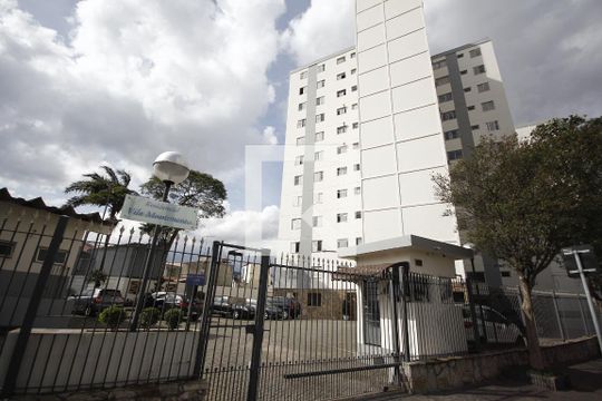 Fachada de apartamento para alugar com 2 quartos, 67m² em Vila Monumento, São Paulo
