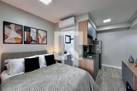 Kitnet/Studio para alugar com 0 quarto, 26m² em Brooklin Paulista, São Paulo