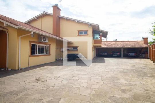 Área comum de casa à venda com 4 quartos, 400m² em Centro, São Leopoldo