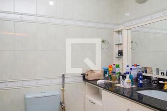 Banheiro - Quarto de casa à venda com 4 quartos, 400m² em Centro, São Leopoldo