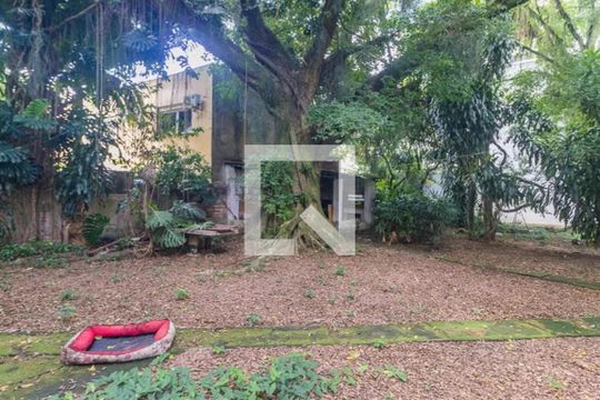Área Externa de casa à venda com 3 quartos, 146m² em Centro, São Leopoldo