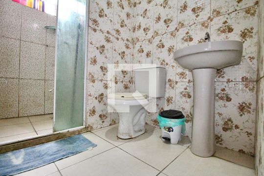 Banheiro de apartamento para alugar com 3 quartos, 84m² em Brotas, Salvador