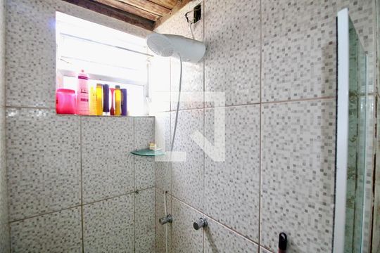 Banheiro de apartamento para alugar com 3 quartos, 84m² em Brotas, Salvador