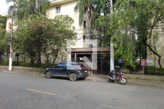 Fachada de apartamento para alugar com 2 quartos, 70m² em Vila Cordeiro, São Paulo