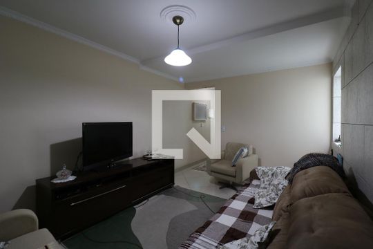 Sala de casa à venda com 3 quartos, 144m² em Vila Cecília Maria, Santo André