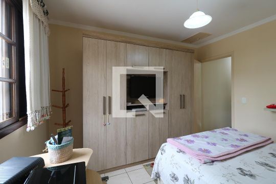 Quarto 1 de casa à venda com 3 quartos, 144m² em Vila Cecília Maria, Santo André