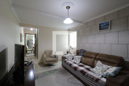 Casa à venda com 3 quartos, 144m² em Vila Cecília Maria, Santo André